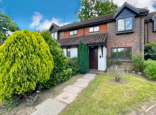Semi-detached house to rent in Padbrook, Limpsfield, Oxted RH8