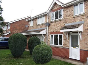 Semi-detached house to rent in Sorrel Way, Scunthorpe DN15