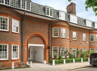 Terraced house for sale in Chelsea Square, London SW3