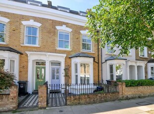 Terraced house for sale in Kynaston Road, London N16