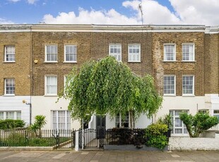 Terraced house for sale in Stamford Road, London N1