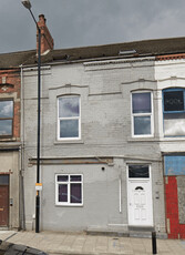 Terraced house to rent in Borough Road, Middlesbrough TS1
