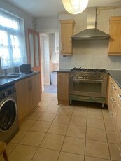 Terraced house to rent in Chelsea Park, Bristol BS5