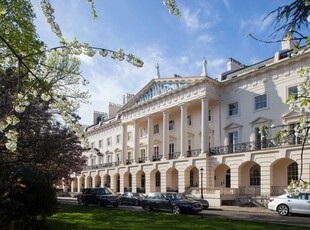 Terraced house to rent in Hanover Terrace, Regent's Park, London NW1
