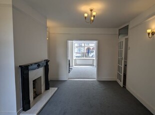 Terraced house to rent in Leigh Road, Gravesend DA11