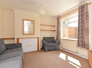 Terraced house to rent in Montfort Close, Canterbury CT2