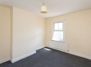 Terraced house to rent in Sotheron Road, Watford, Hertfordshire WD17