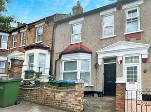 Terraced house to rent in St. Nicholas Road, London SE18