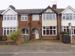 Terraced house to rent in Stapleford Road, Luton, Bedfordshire LU2