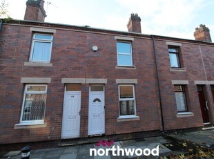 Terraced house to rent in Stoneclose Avenue, Hexthorpe, Doncaster DN4