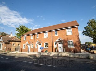 Town house to rent in Old Valley Mews, Clacton-On-Sea CO15