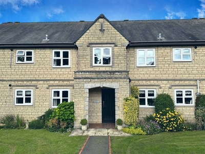 3 bedroom reteirment property for sale Chipping Norton, OX7 5BE