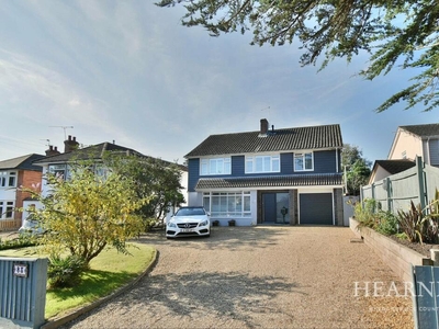 4 bedroom house for sale in Magna Road, Bournemouth, BH11
