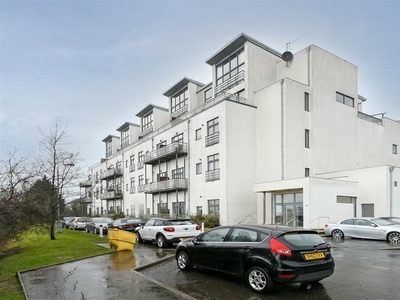 5 bedroom penthouse for sale in Penthouse, Southbrae Gardens, Jordanhill, G13