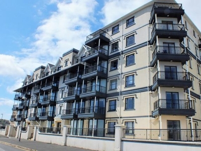Flat for sale in Apt. 12 Kensington Place Apartments, Imperial Terrace, Onchan IM3
