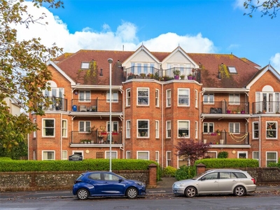 2 bedroom flat for sale in St. Botolphs Road, Worthing, West Sussex, BN11