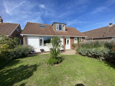 3 bedroom detached bungalow for sale in East Mead, Ferring, Worthing, BN12