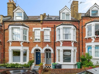 3 bedroom Flat for sale in Cotleigh Road, West Hampstead NW6