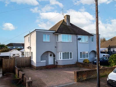 4 bedroom semi-detached house for sale in Southways Avenue, Worthing, BN14