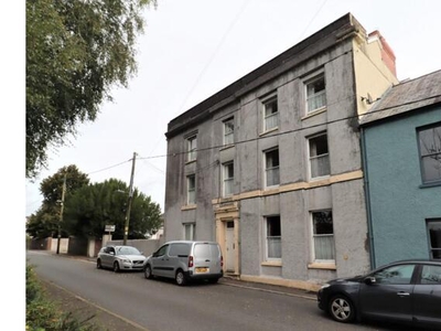 15 Bedroom Semi-detached House For Sale In Carmarthen