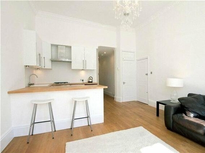 2 Bedroom Apartment For Rent In
Little Venice