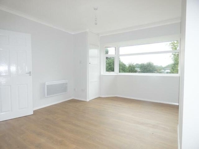 2 Bedroom Apartment For Sale In Cheadle Hulme, Stockport