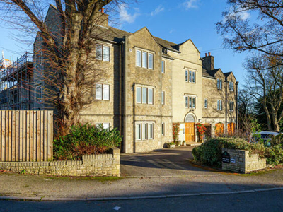 2 Bedroom Flat For Sale In Painswick, Stroud