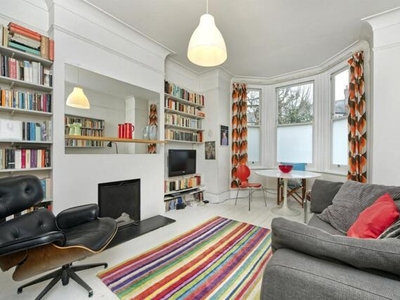 2 Bedroom House For Rent In London