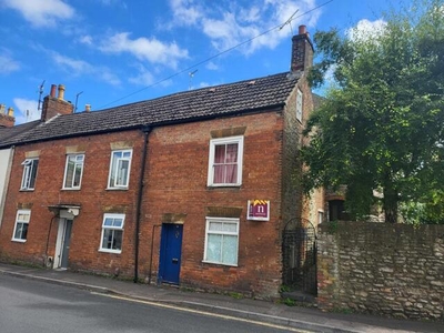2 Bedroom Terraced House For Sale In Warminster