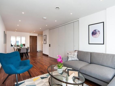 3 Bedroom Apartment For Rent In West Hampstead