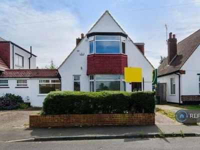 3 Bedroom Detached House For Rent In Pinner