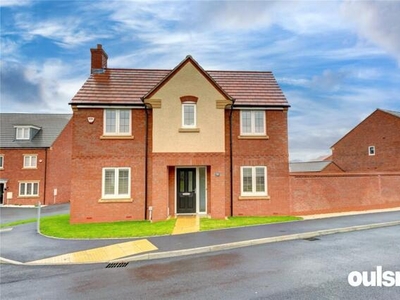 3 Bedroom Detached House For Sale In Droitwich, Worcestershire