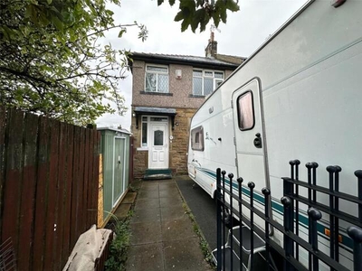 3 Bedroom End Of Terrace House For Sale In Bradford, West Yorkshire