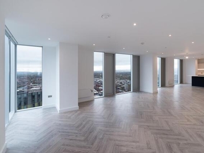 3 Bedroom Penthouse For Rent In Cortland At Colliers Yard, Salford