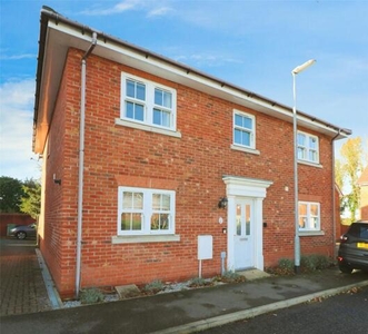 3 Bedroom Semi-detached House For Sale In Wymondham, Norfolk
