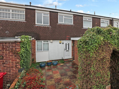 3 Bedroom Terraced House For Sale In Slough, Berkshire