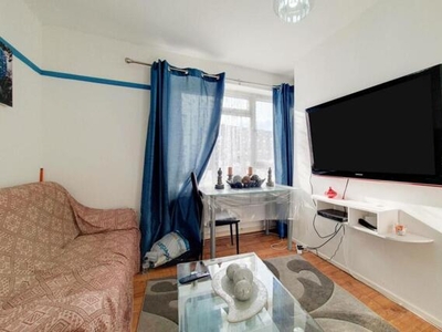 3 Bedroom Terraced House For Sale In Stepney, London