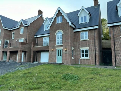 4 Bedroom Detached House For Sale In Abergavenny, Monmouthshire