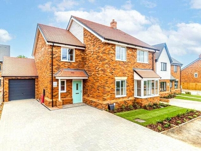 4 Bedroom Detached House For Sale In Meppershall, Shefford