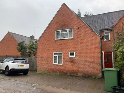 4 Bedroom End Of Terrace House For Rent In Winchester, Hampshire