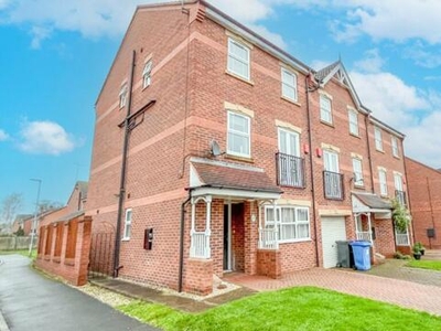 4 Bedroom End Of Terrace House For Sale In Gainsborough, Lincolnshire