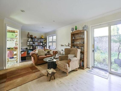 4 Bedroom Terraced House For Sale In Oval, London