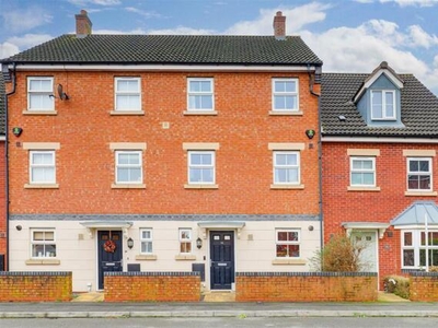 4 Bedroom Town House For Sale In Long Eaton, Derbyshire