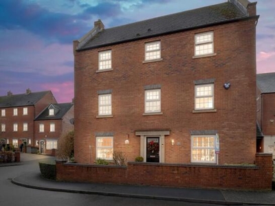 5 Bedroom Detached House For Sale In Burton-on-trent, Staffordshire