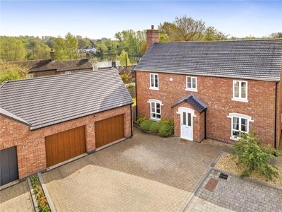5 Bedroom Detached House For Sale In Horsehay, Telford