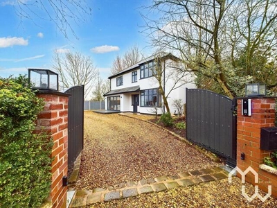 5 Bedroom Detached House For Sale In Much Hoole