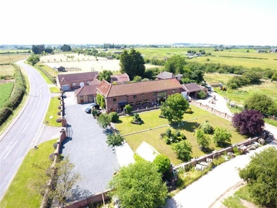 Equestrian Facility For Sale In Walkeringham, Doncaster