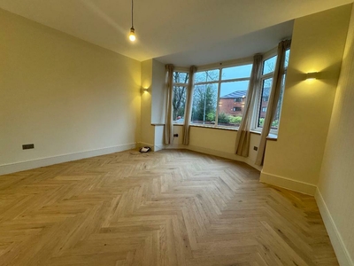 2 bedroom flat for rent in Wilbraham Road, Manchester, M16 8NP, M16