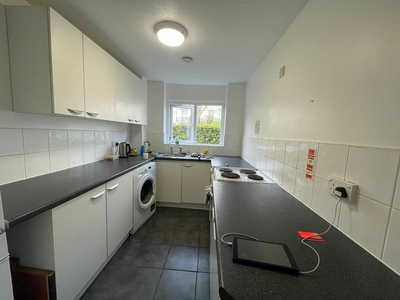 3 bedroom flat for rent in Montpelier terrace, Brighton, BN1