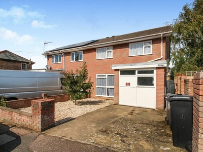 6 bedroom semi-detached house for rent in VIRTUAL VIEWING AVAILABLE - Luther Road, Winton, BH9